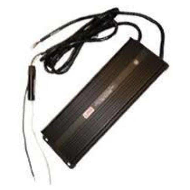 Voltage converter